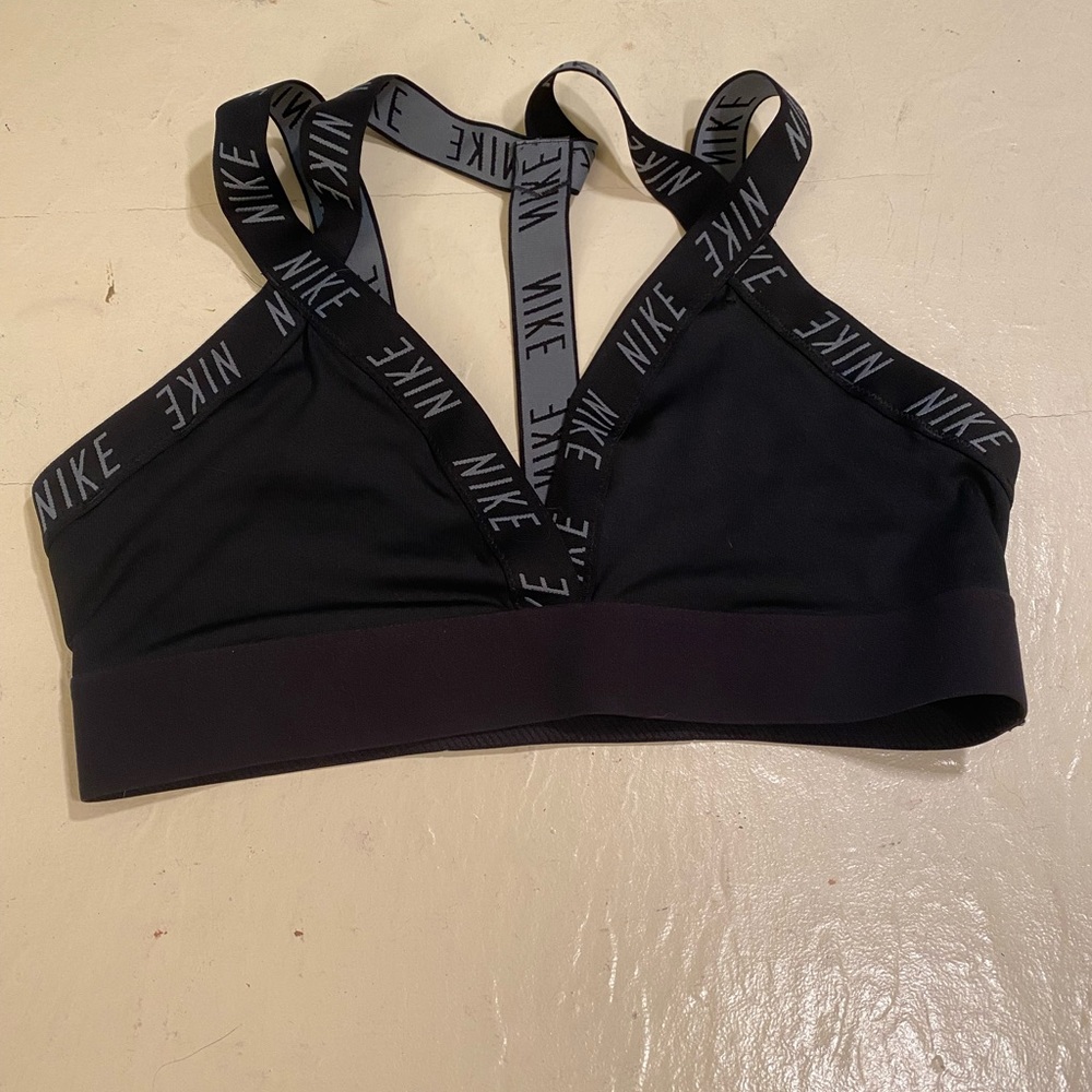 Nike Indy Logo Bra